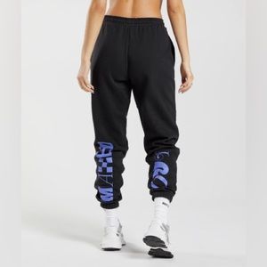 GYMSHARK MAXED OUT JOGGER SET